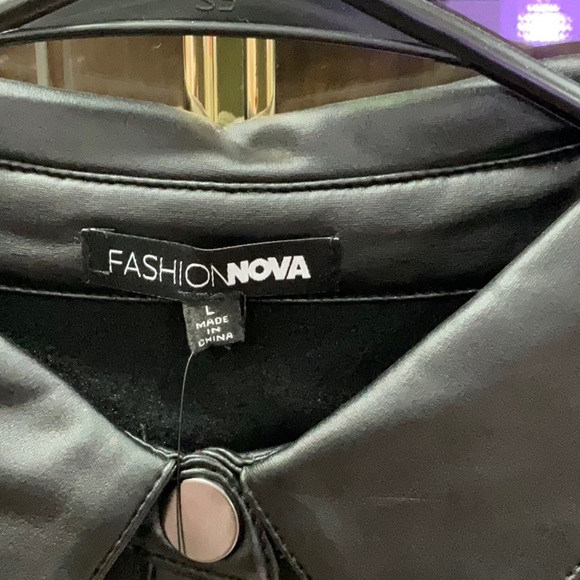 Black shirt - Picture 2 of 2